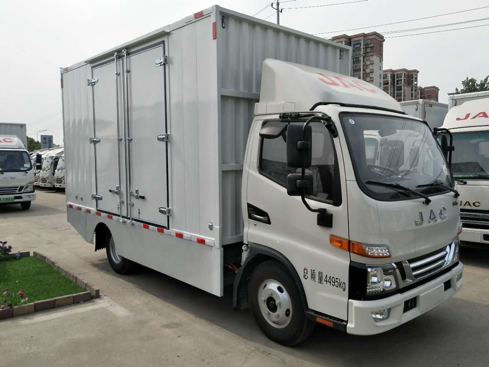 江淮牌HFC5045XXYEV1-1型纯电动厢式运输车